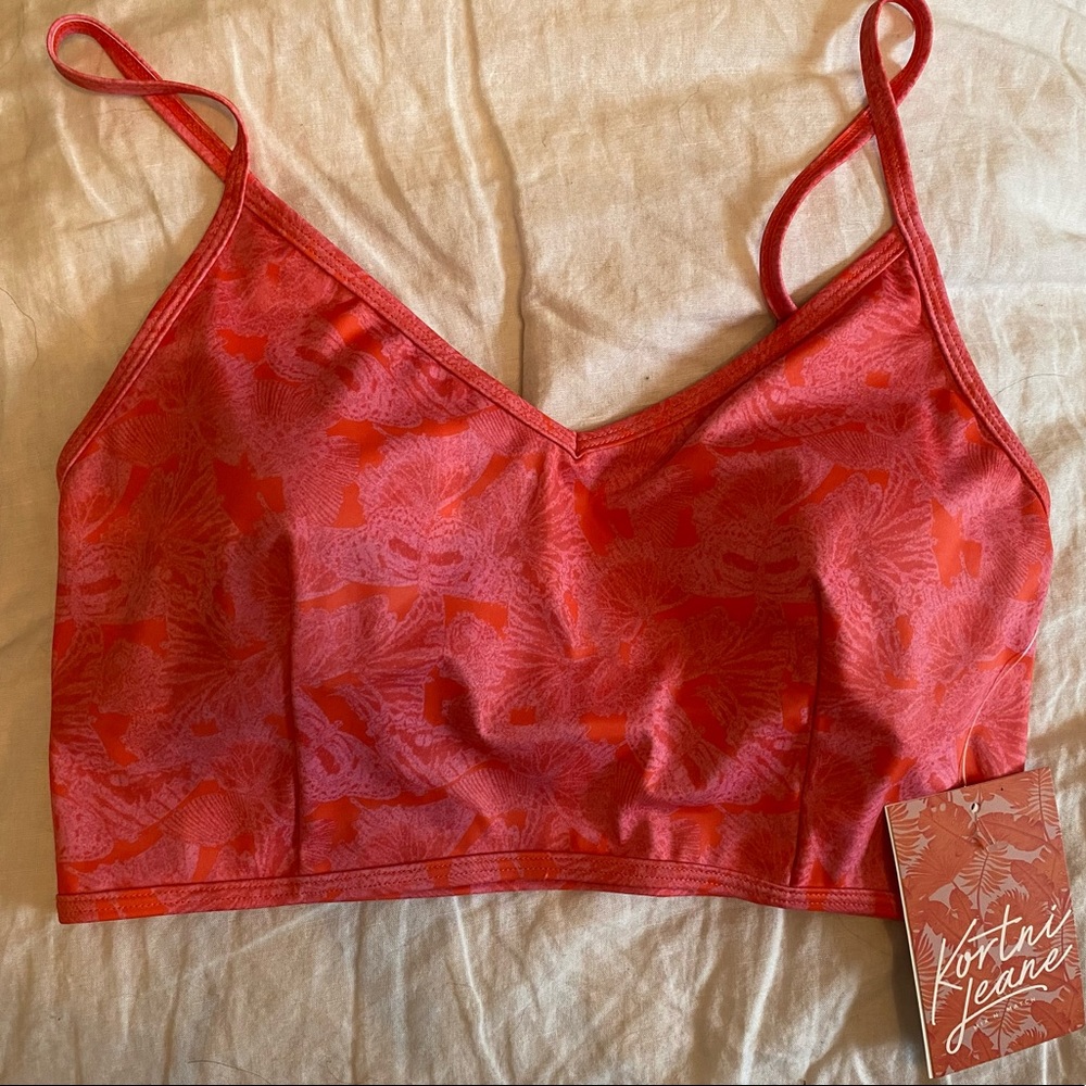 KJ V’d Crop Medium New Butterflies